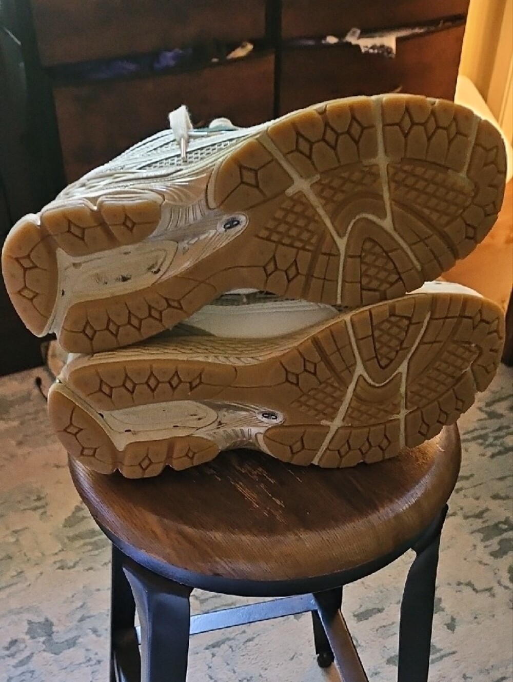 1906R New Balance Off White and Green Mesh Running Shoes - Picture 7 of 7